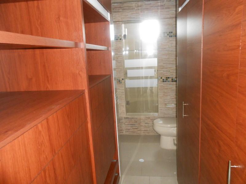Apartamento en venta en La Riviera, Cúcuta · foto 8 de 18