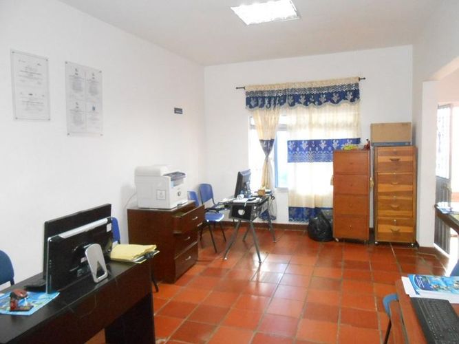 Casa de 3 alcobas en venta en Patios Centro, Los Patios, 220 m² · foto 5 de 15