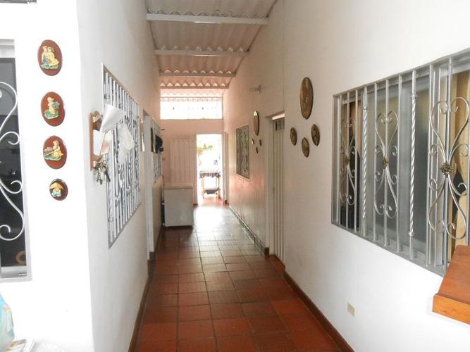 Casa de 3 alcobas en venta en Patios Centro, Los Patios, 220 m² · foto 7 de 15