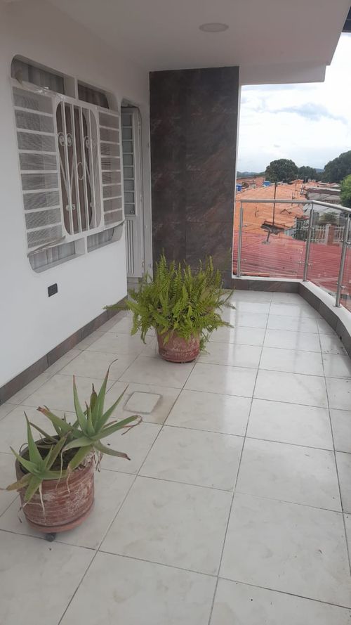 Casa de 5 alcobas en venta en Pisarreal, Los Patios, 130 m² · foto 12 de 24