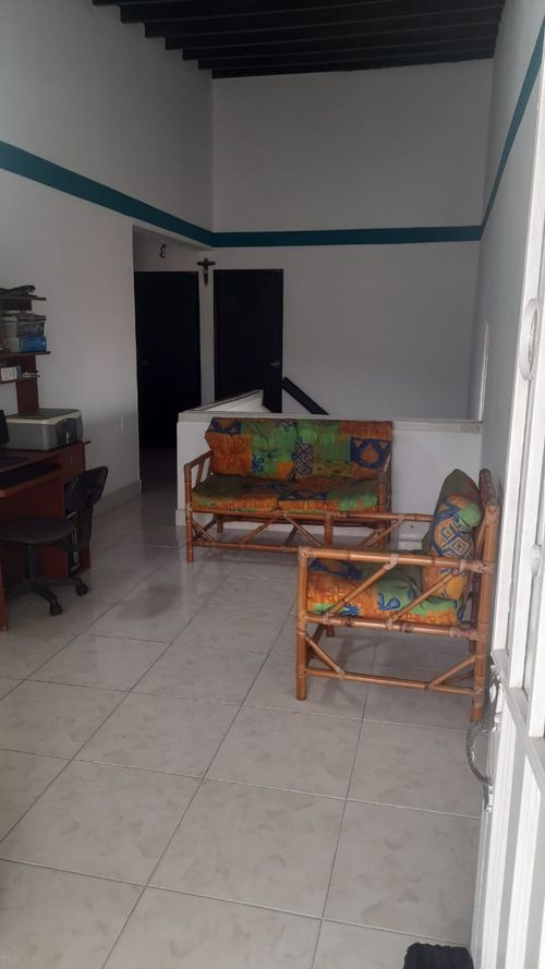 Casa de 5 alcobas en venta en Pisarreal, Los Patios, 130 m² · foto 15 de 24