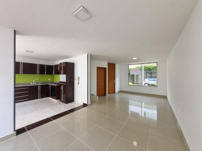 Casa de 3 alcobas en venta en La Floresta, Los Patios, 105 m² · foto 6 de 8