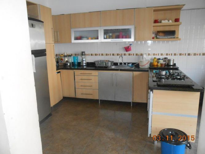 Casa de 6 alcobas en venta en Lleras Restrepo, Cúcuta, 472 m² · foto 4 de 23