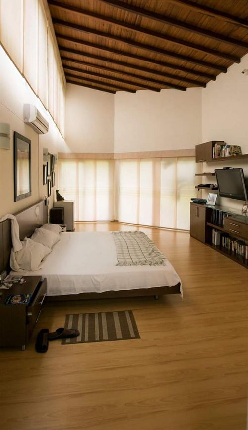 Casa de 4 alcobas en venta en California, Los Patios, 298 m² · foto 2 de 9