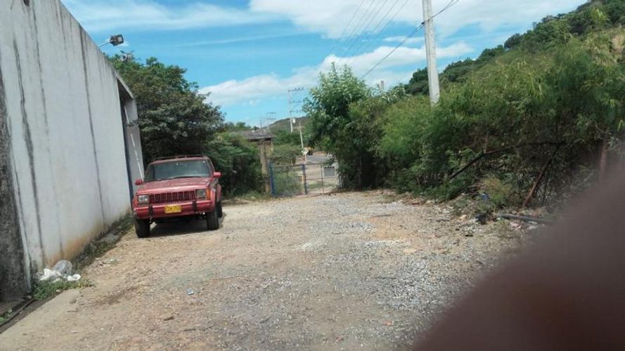 Bodega en venta en El Ojito, Cúcuta, 812 m² · foto 2 de 11