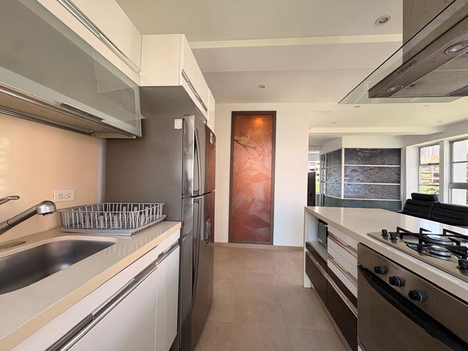 Apartamento de 1 alcoba en arriendo en El Poblado, Medellín, 65 m² · foto 6 de 17