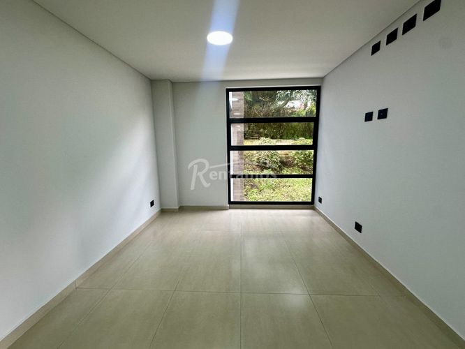 Apartamento de 3 alcobas en venta en El Tesoro, Medellín, 230 m² · foto 11 de 21