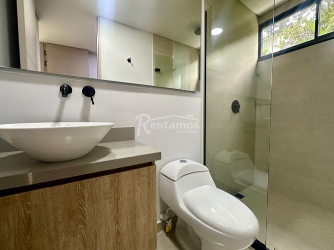 Apartamento de 3 alcobas en venta en El Tesoro, Medellín, 230 m² · foto 16 de 21