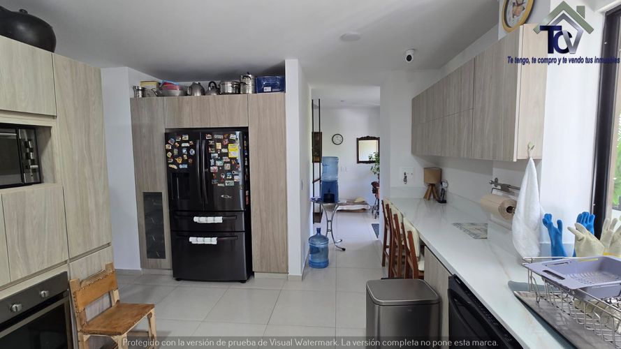 Casa de 5 alcobas en venta en Los Cedros, Bucaramanga, 600 m² · foto 3 de 24