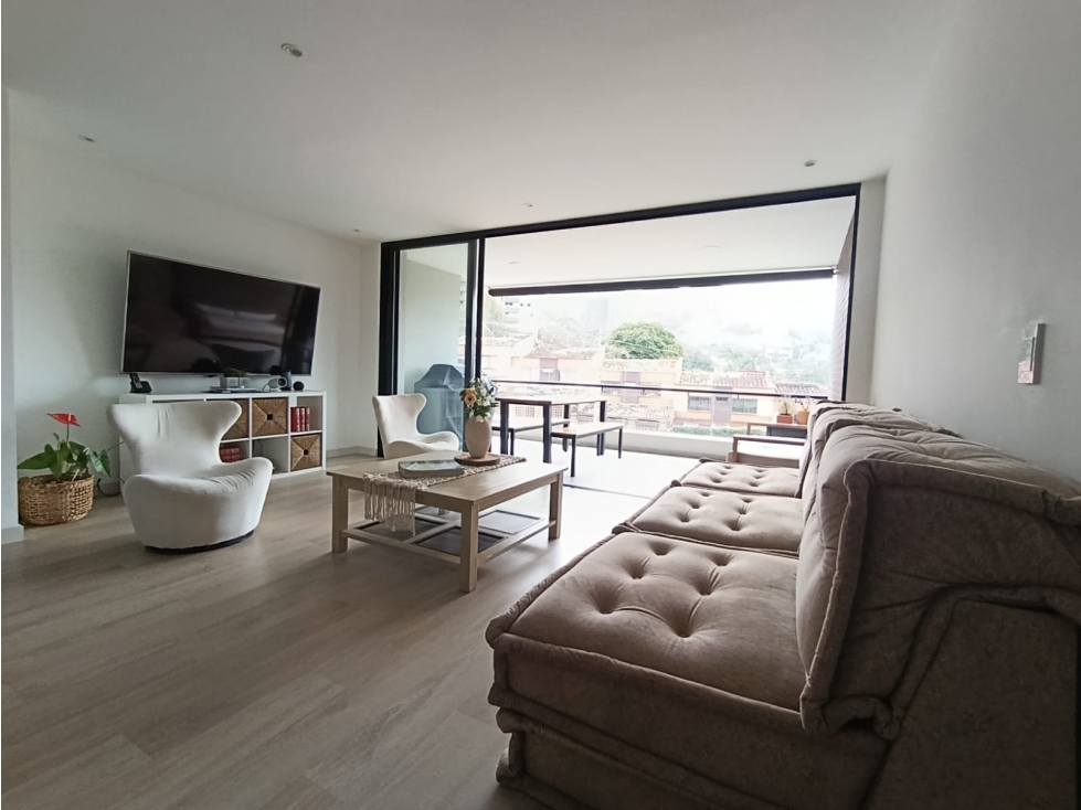 Apartamento en venta en Cumbres, Envigado · foto 4 de 24
