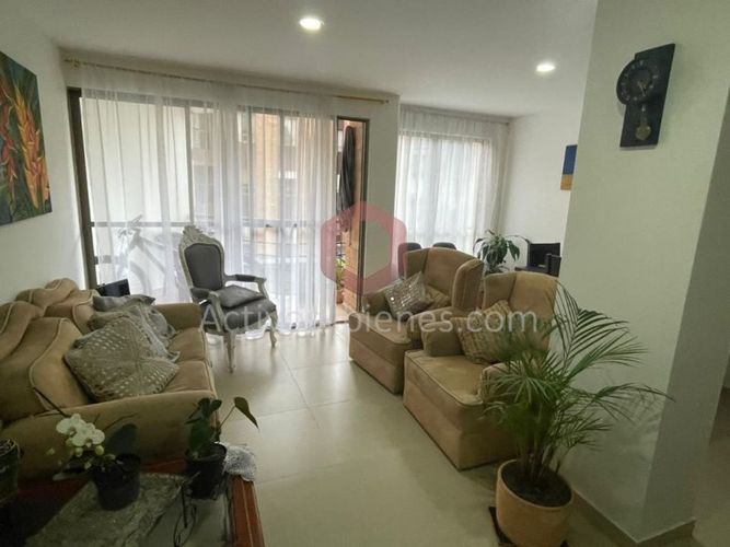 Apartamento de 2 alcobas en venta en El Tambo, La Ceja, 65 m² · foto 3 de 15
