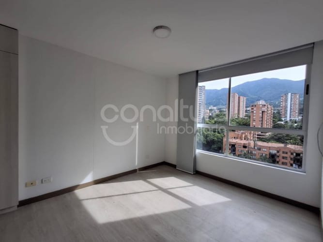 Apartamento de 3 alcobas en venta en Suramérica, Medellín, 82 m² · foto 9 de 24