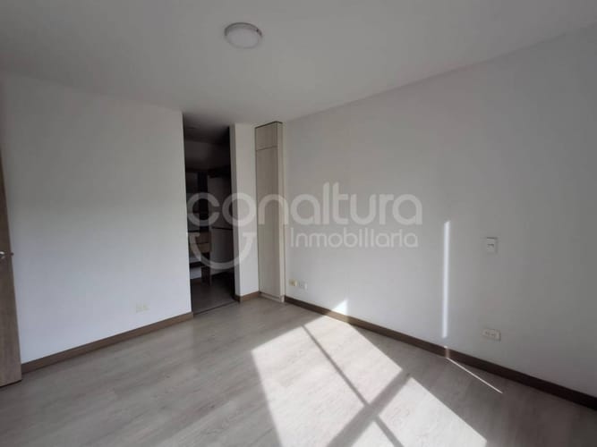 Apartamento de 3 alcobas en venta en Suramérica, Medellín, 82 m² · foto 12 de 24