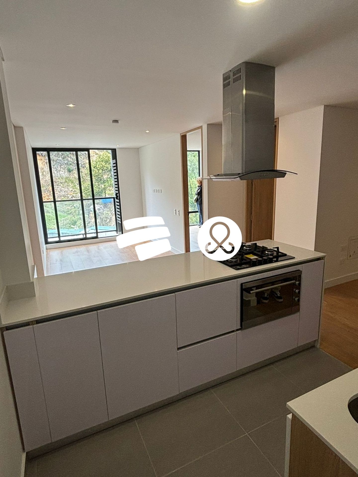 Apartamento en venta en Bosque De Pinos, Bogotá · foto 4 de 15