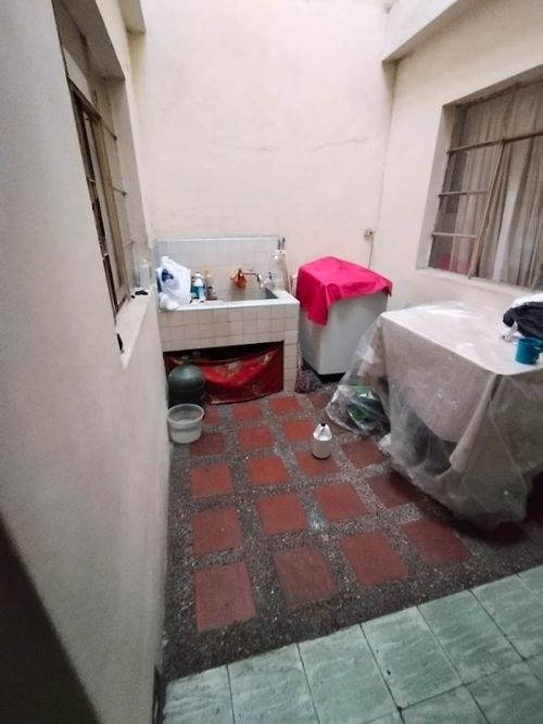 Casa de 10 alcobas en venta en Belén Los Alpes, Medellín, 355 m² · foto 11 de 17