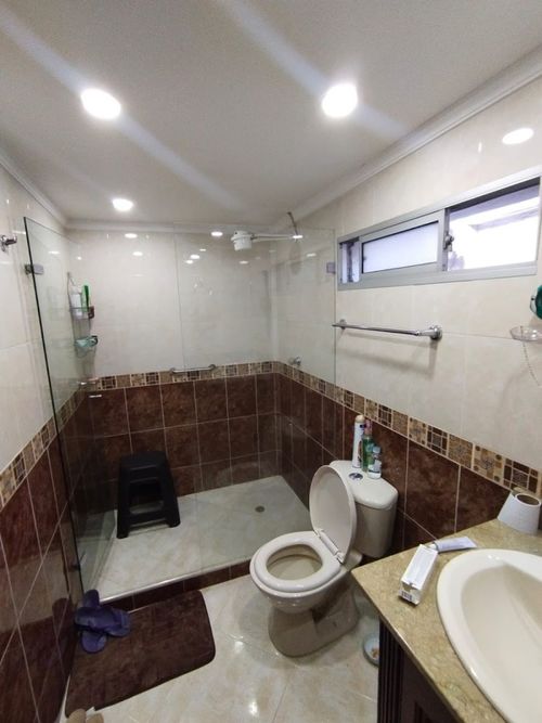 Casa de 10 alcobas en venta en Belén Los Alpes, Medellín, 355 m² · foto 16 de 17