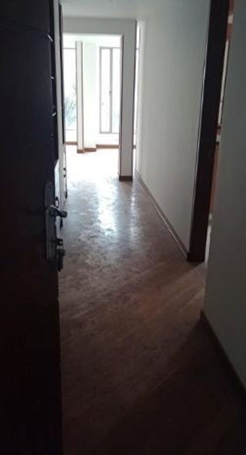 Apartamento de 3 alcobas en venta en Chico Norte, Bogotá, 144 m² · foto 3 de 24