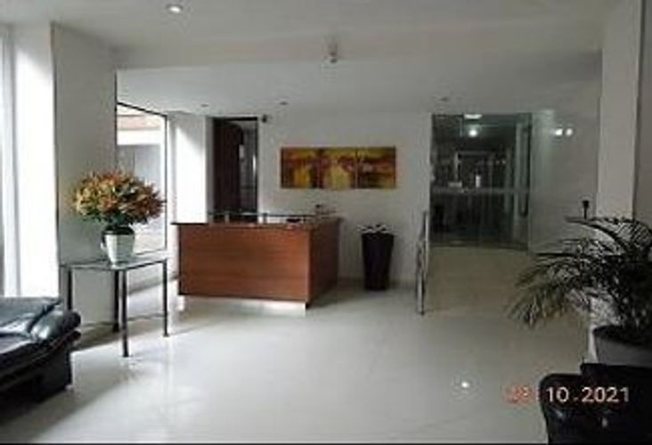 Apartamento de 3 alcobas en venta en Chico Norte, Bogotá, 144 m² · foto 8 de 24