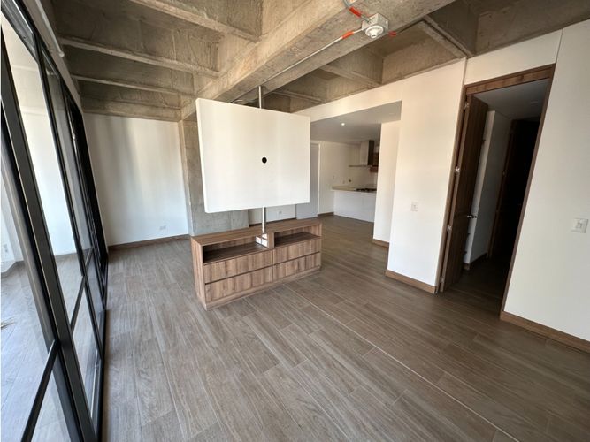 Apartaestudio en venta en El Poblado, Medellín, 69 m² · foto 12 de 14