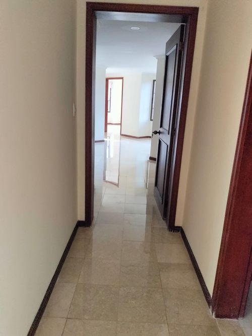 Apartamento en venta en Ciudad Jardin, Cali · foto 18 de 24