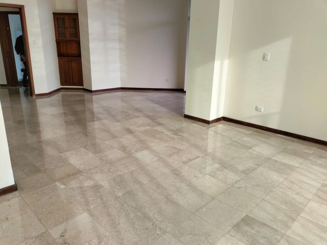 Apartamento en venta en Ciudad Jardin, Cali · foto 17 de 24