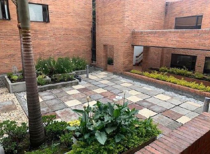 Apartamento de 4 alcobas en venta en Cerros De Suba, Bogotá, 266 m² · foto 2 de 22