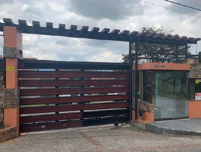 Apartamento de 4 alcobas en venta en Cerros De Suba, Bogotá, 266 m² · foto 5 de 22