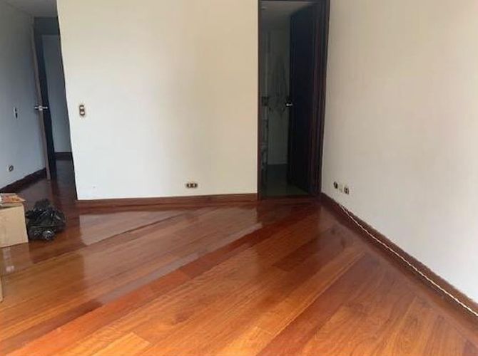 Apartamento de 4 alcobas en venta en Cerros De Suba, Bogotá, 266 m² · foto 12 de 22