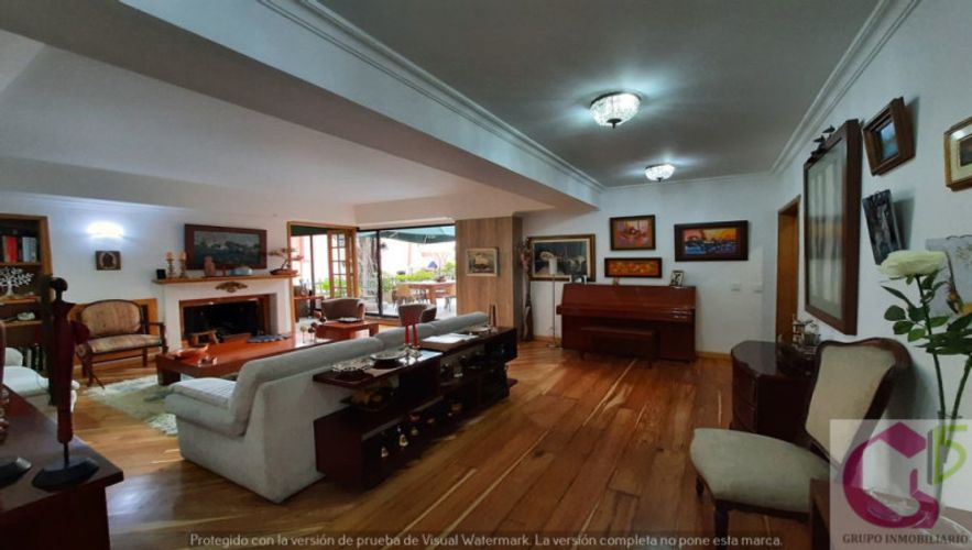 Apartamento de 3 alcobas en venta en El Retiro, Bogotá, 300 m² · foto 3 de 24