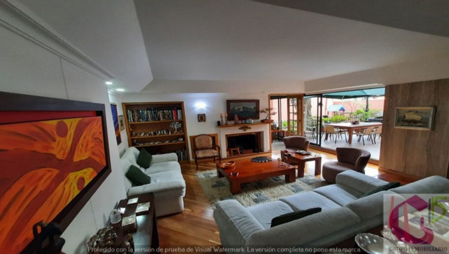 Apartamento de 3 alcobas en venta en El Retiro, Bogotá, 300 m² · foto 5 de 24