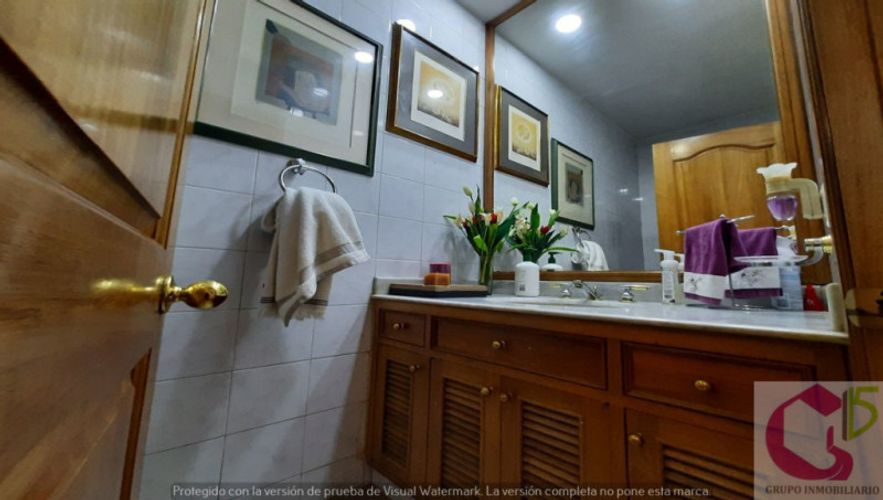 Apartamento de 3 alcobas en venta en El Retiro, Bogotá, 300 m² · foto 20 de 24
