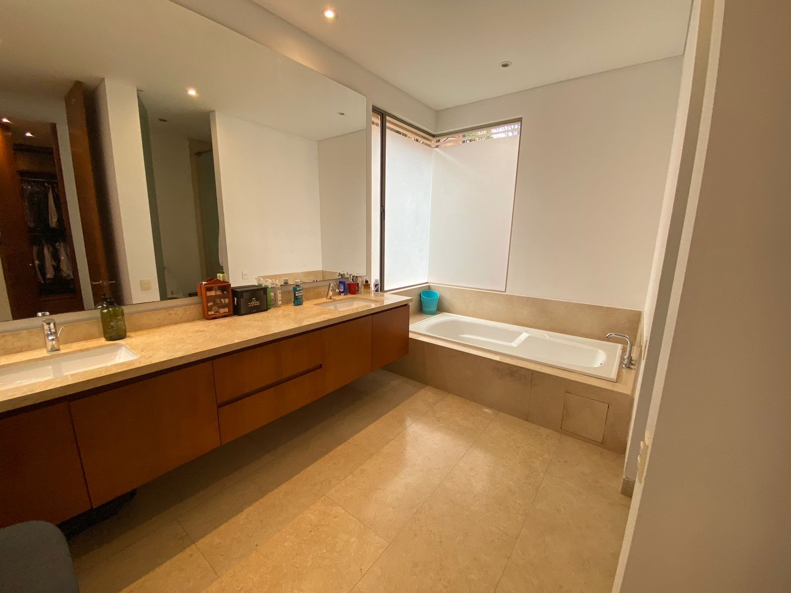 Apartamento en venta en Los Rosales, Bogotá · foto 23 de 24