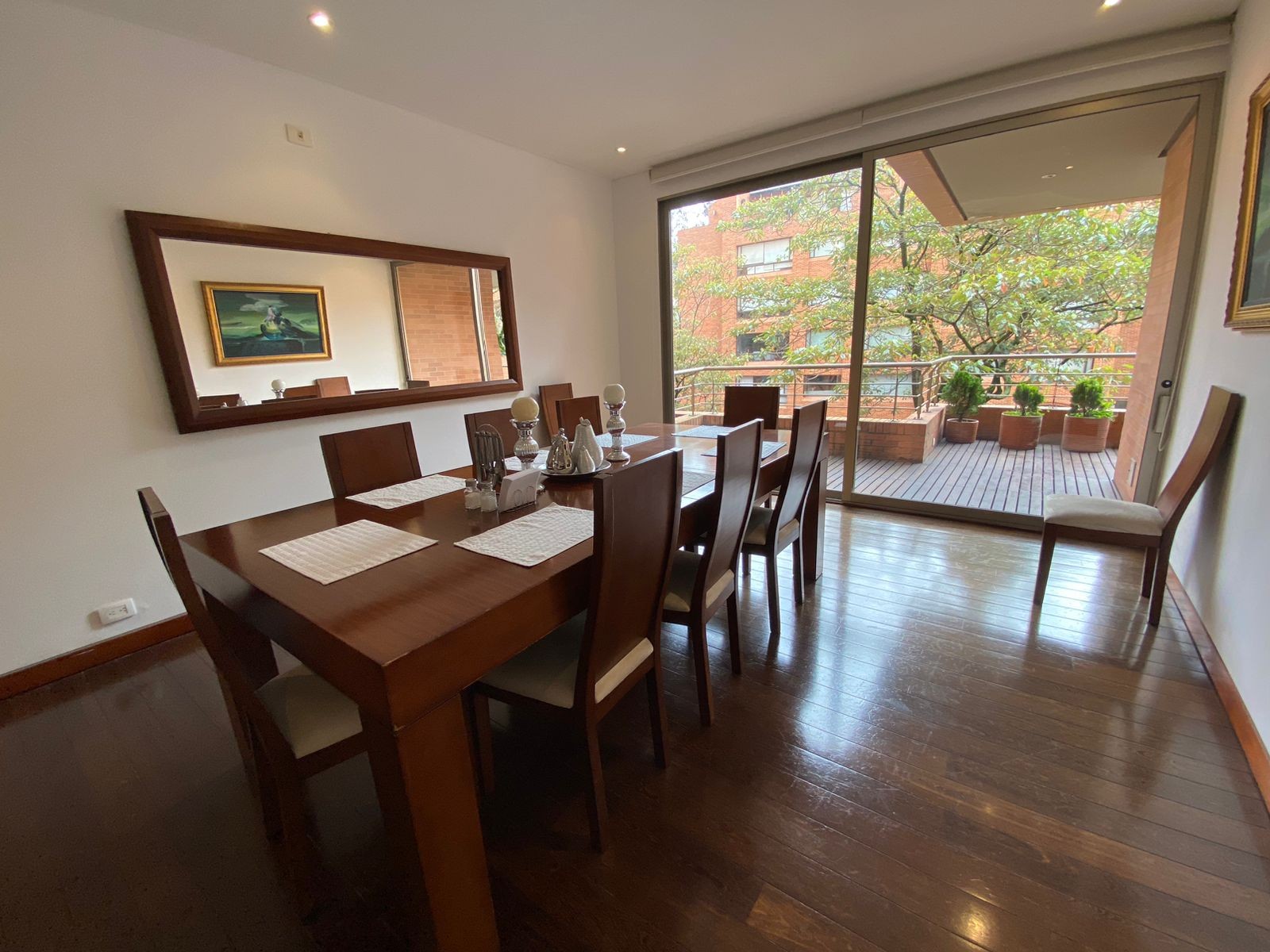 Apartamento en venta en Los Rosales, Bogotá · foto 6 de 24