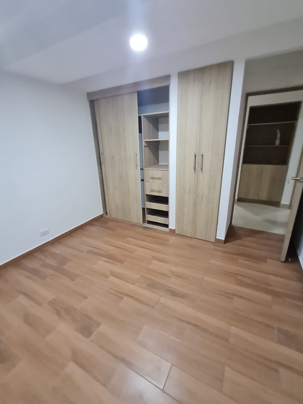 Apartamento en venta en La milagrosa, Medellín 3