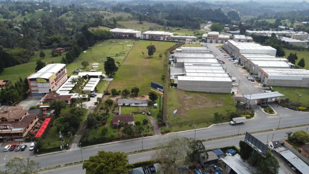 3BR Land in Pontezuela for Sale - 2