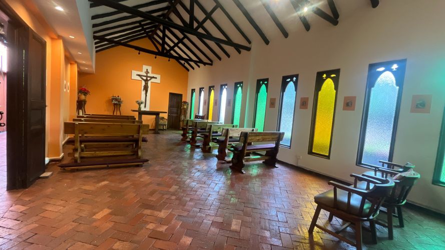 Casa de 20 alcobas en venta en Los Cedros, Chía · foto 8 de 24