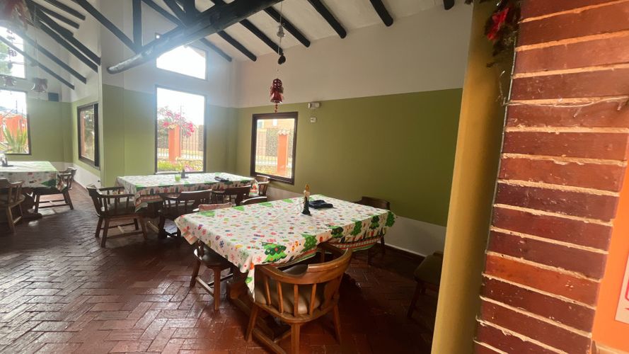 Casa de 20 alcobas en venta en Los Cedros, Chía · foto 9 de 24