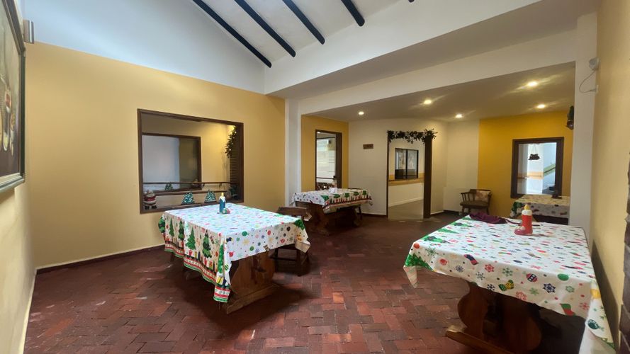 Casa de 20 alcobas en venta en Los Cedros, Chía · foto 10 de 24