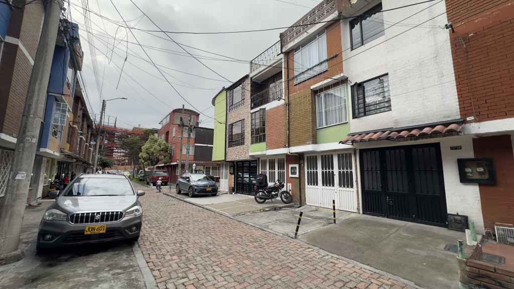 Casa en venta en Boita, Bogotá · foto 3 de 24