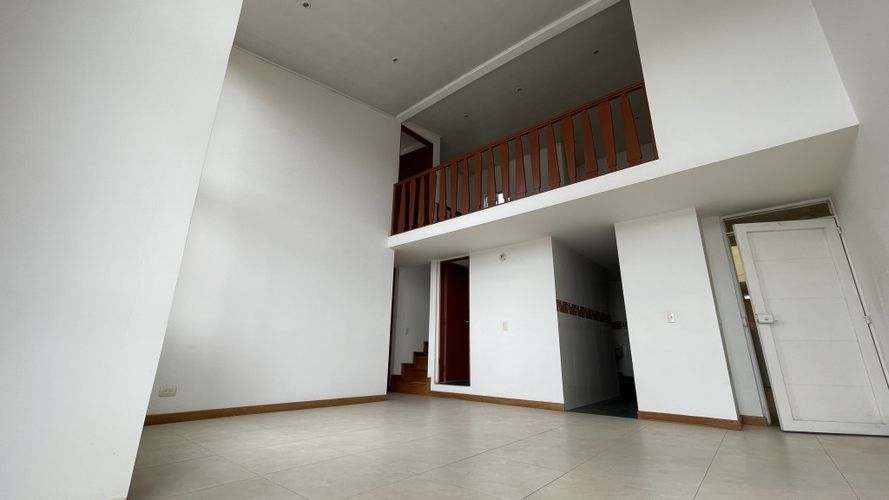 Apartamento de 3 alcobas en venta en Hato Sector Ii, Funza, 110 m² · foto 3 de 24