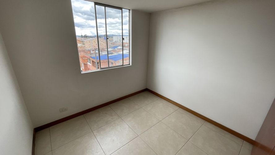 Apartamento de 3 alcobas en venta en Hato Sector Ii, Funza, 110 m² · foto 10 de 24