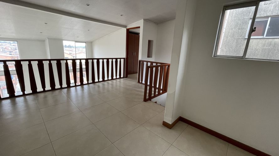 Apartamento de 3 alcobas en venta en Hato Sector Ii, Funza, 110 m² · foto 17 de 24