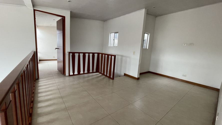 Apartamento de 3 alcobas en venta en Hato Sector Ii, Funza, 110 m² · foto 20 de 24