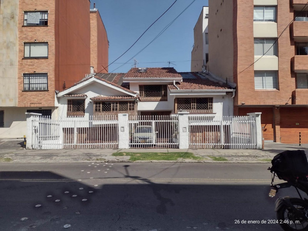 Departamento en venta bajo precio de mercado en Nueva Autopista