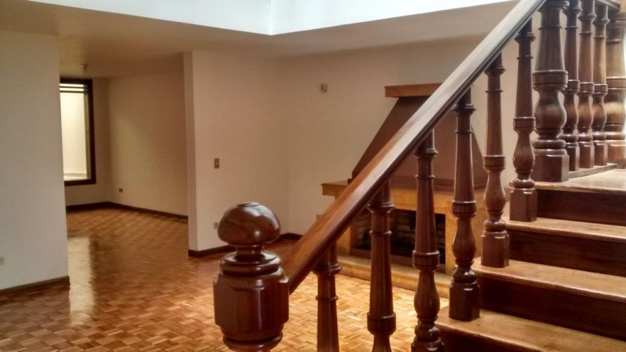 Casa en venta en Nueva Autopista, Bogotá · foto 8 de 24