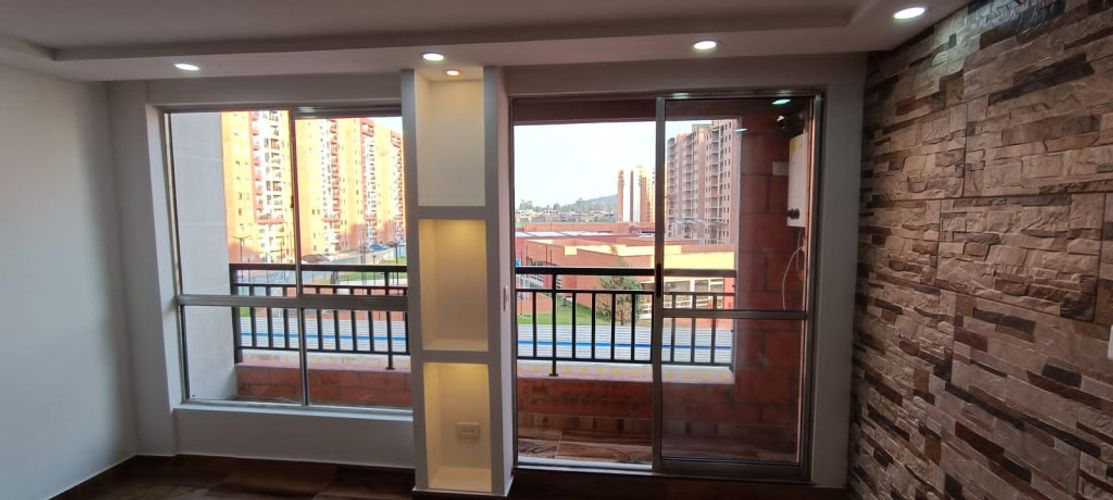 Apartamento de 3 alcobas en venta en La Prosperidad, Madrid, 57 m² · foto 2 de 24