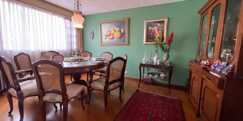 Casa en venta en La Carolina, Bogotá · foto 3 de 24