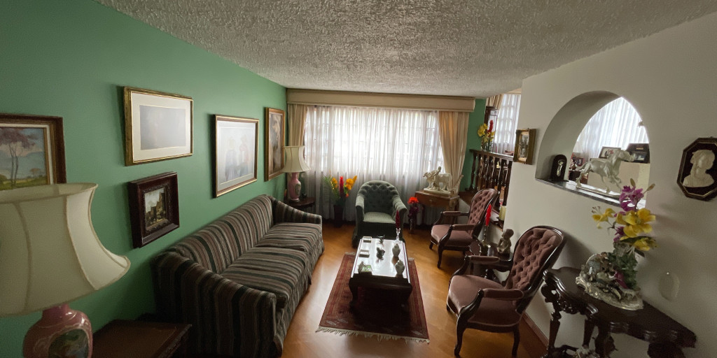 Casa en venta en La Carolina, Bogotá · foto 5 de 24