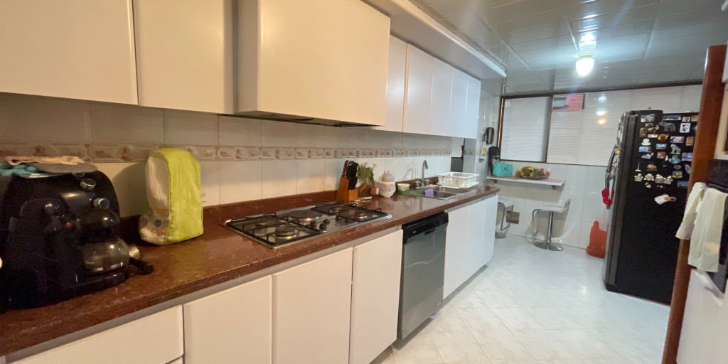 Apartamento en venta en Santa Barbara Occidental, Bogotá · foto 9 de 24