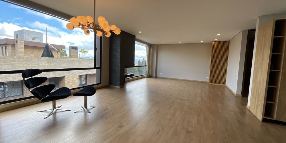 Apartamento en venta en Los Rosales, Bogotá · foto 3 de 24